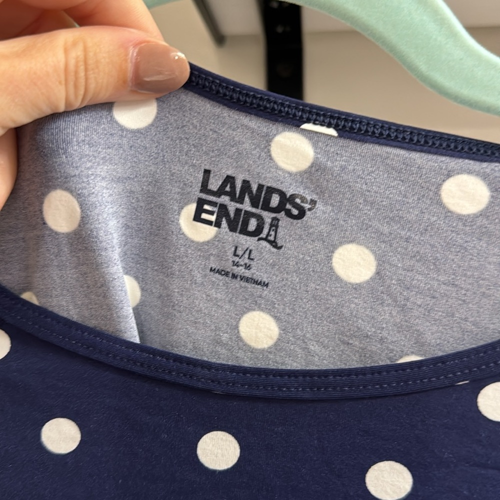 Lands End Rash Guard - Picture 2 of 2